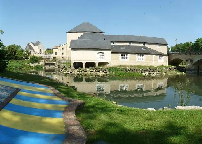 2 - 3 Minutes Du Futuroscope Apartamento Chasseneuil-du-Poitou