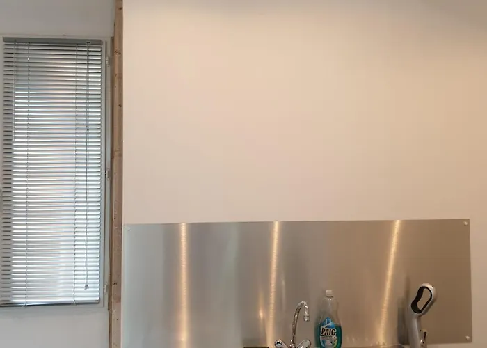 2 - 3 Minutes Du Futuroscope